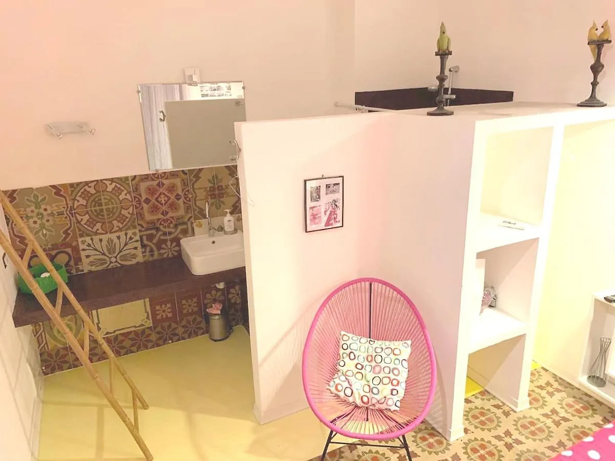 Seaside Retreat: 2-Bedroom Apartment with Wi-Fi in Castellammare del Golfo 0*,