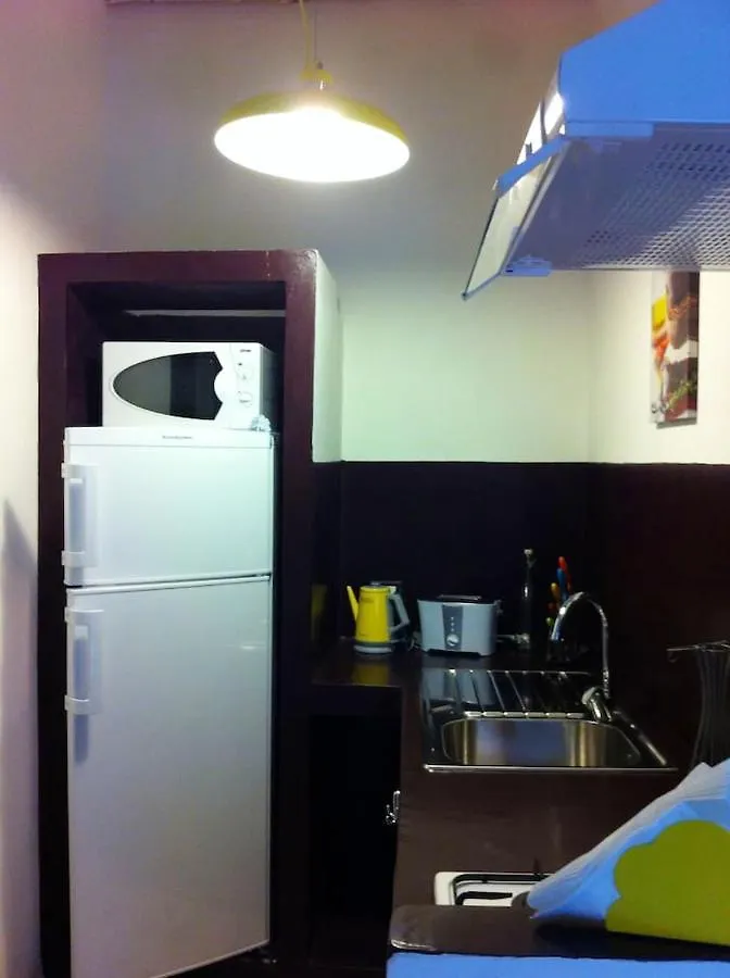Seaside Retreat: 2-Bedroom Apartment with Wi-Fi in Castellammare del Golfo