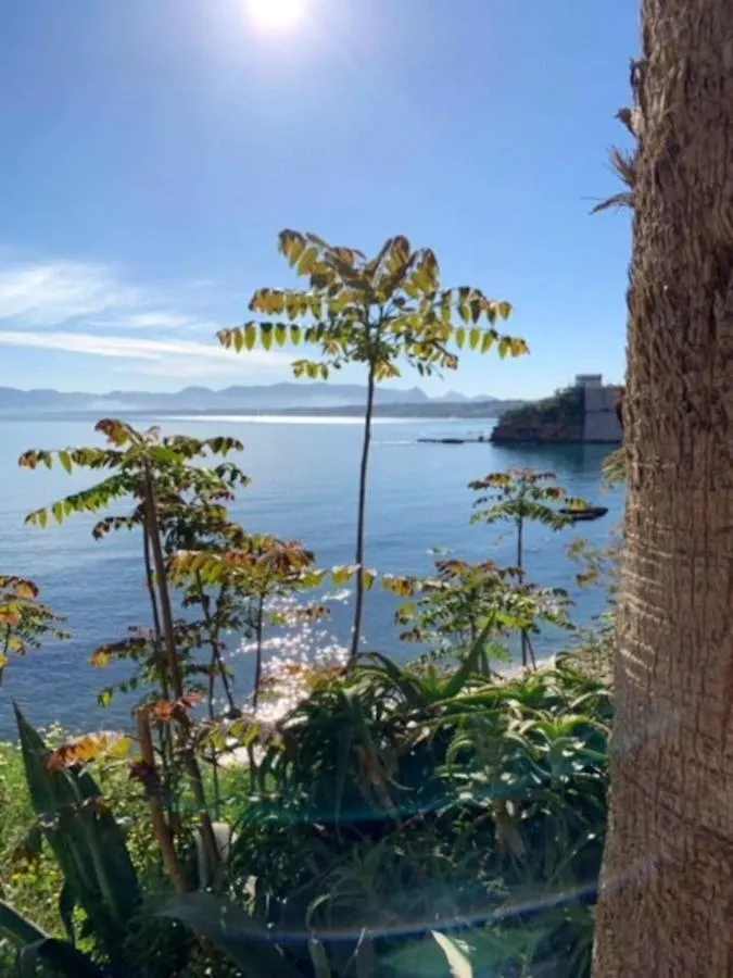 Seaside Retreat: 2-Bedroom Apartment with Wi-Fi in Castellammare del Golfo